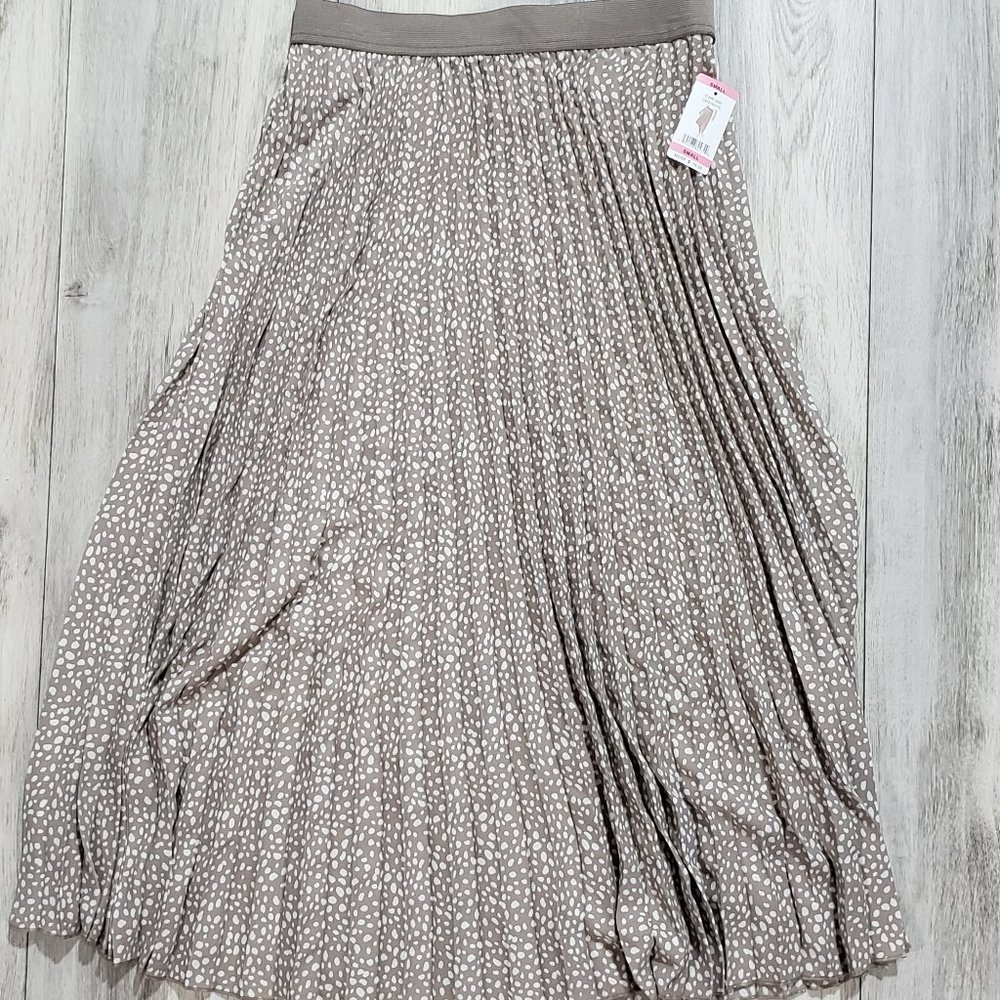 Vince Camuto Women's Trendy Elastic Waist Printed Pleated Midi Skirt
